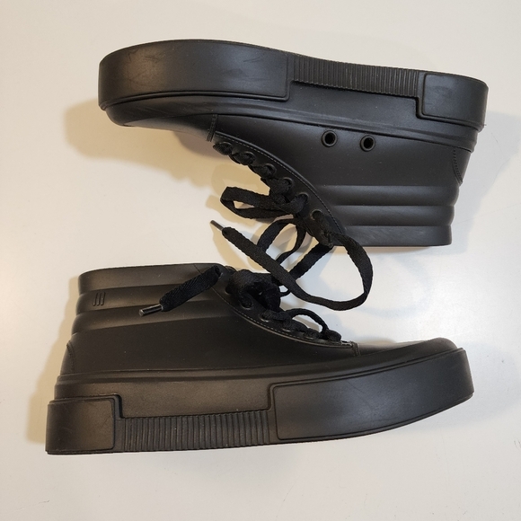 MELISSA black Rubber Lace up ankle Sneakers Rain Shoes size 7 - Picture 7 of 13
